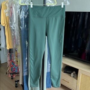 Fabletics Leggings. 25.5” inseam. 28” waist.